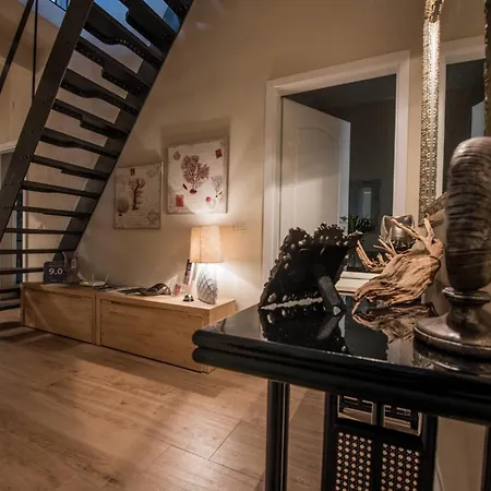 فندق مبيت وإفطار Lory's House أريتسو