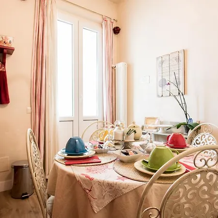 Lory's House Bed & Breakfast *